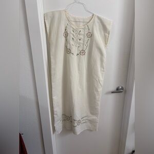 Embroidered floral Cream Sleeveless Dress